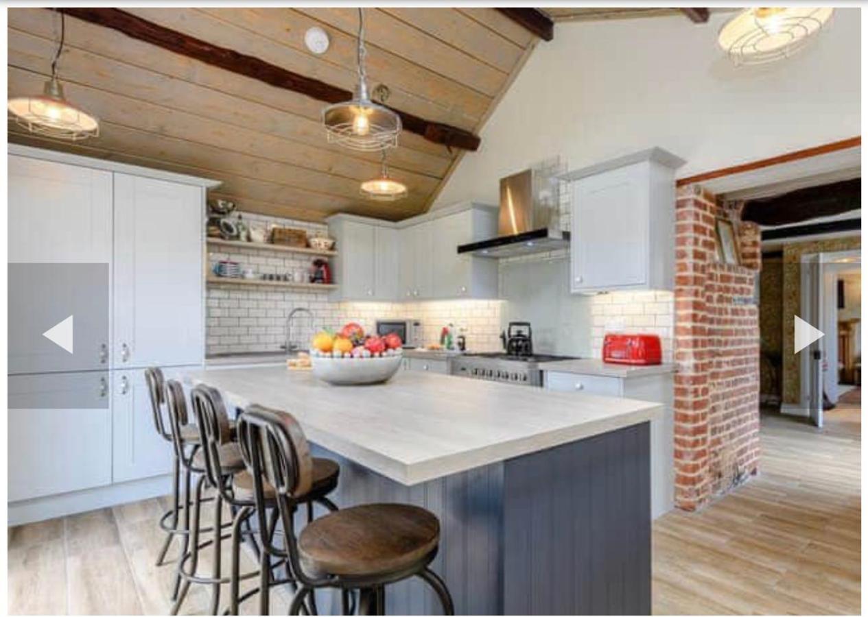 West Cottage. Central, Beautiful, 2 Mins To Beach. 克罗默 外观 照片